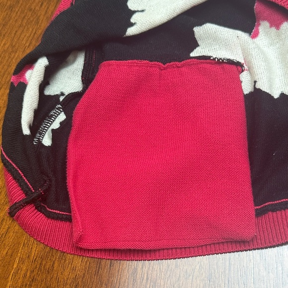 Moschino Cheap and Chic Collection Women's carnation intarsia Cardigan Sweater S - Picture 9 of 14